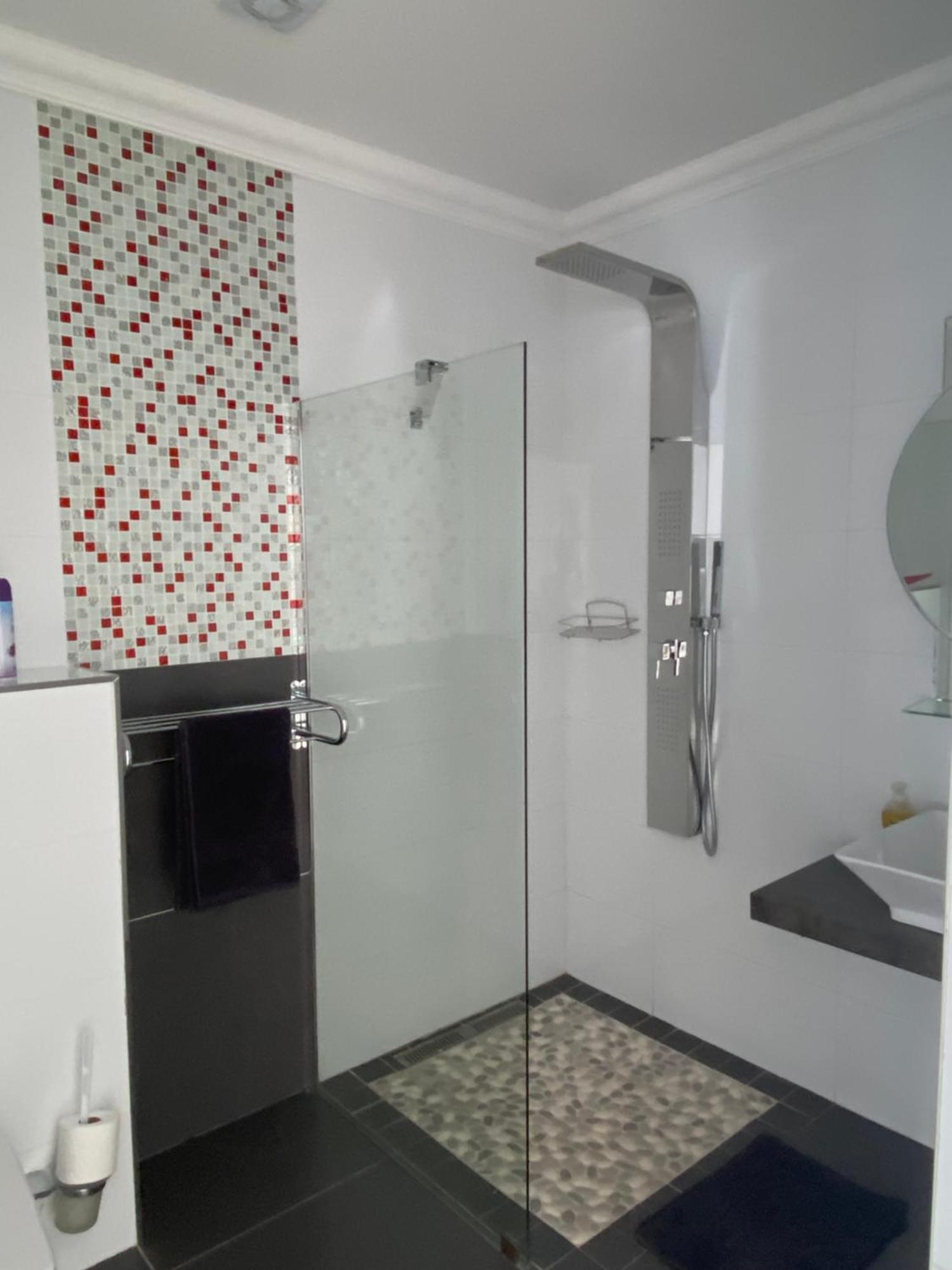 Bed And Breakfast Villa Livadia Cape Town Eksteriør bilde