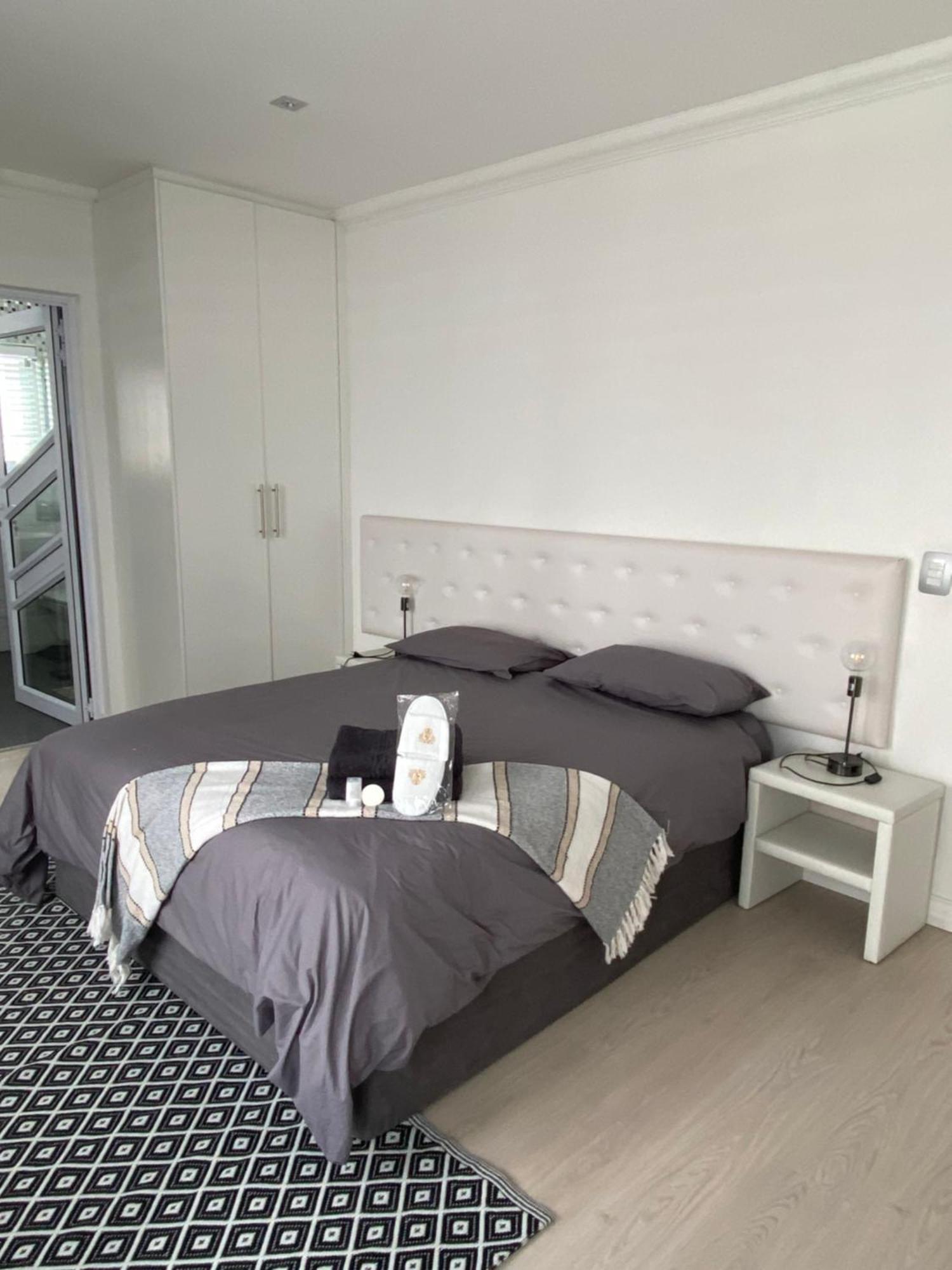 Bed And Breakfast Villa Livadia Cape Town Eksteriør bilde