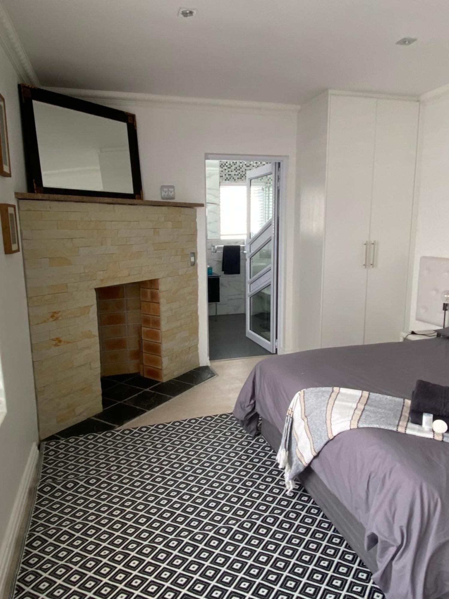 Bed And Breakfast Villa Livadia Cape Town Eksteriør bilde